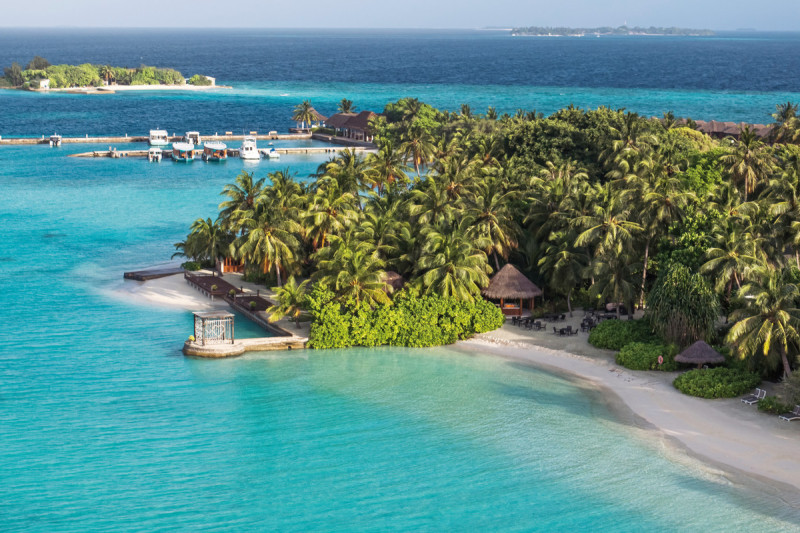Sheraton Maldives Full Moon Resort & Spa