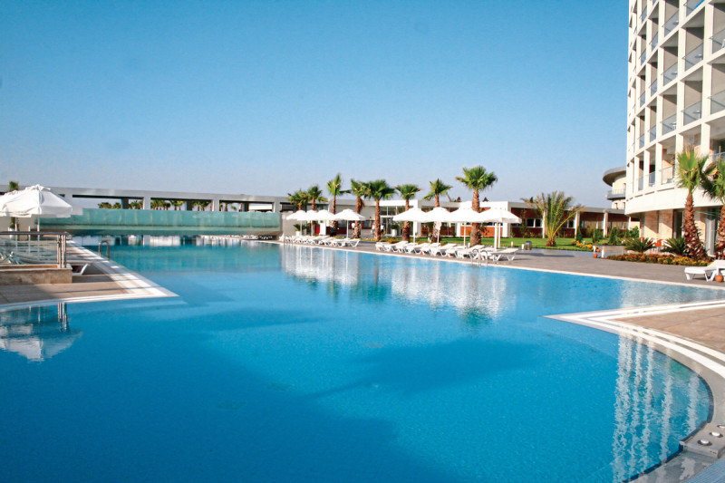 Crystal Centro Pearl Collection