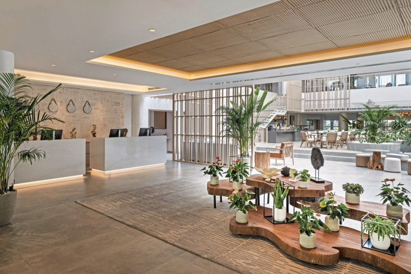 Fujairah Rotana Resort & Spa Al Aqah Beach