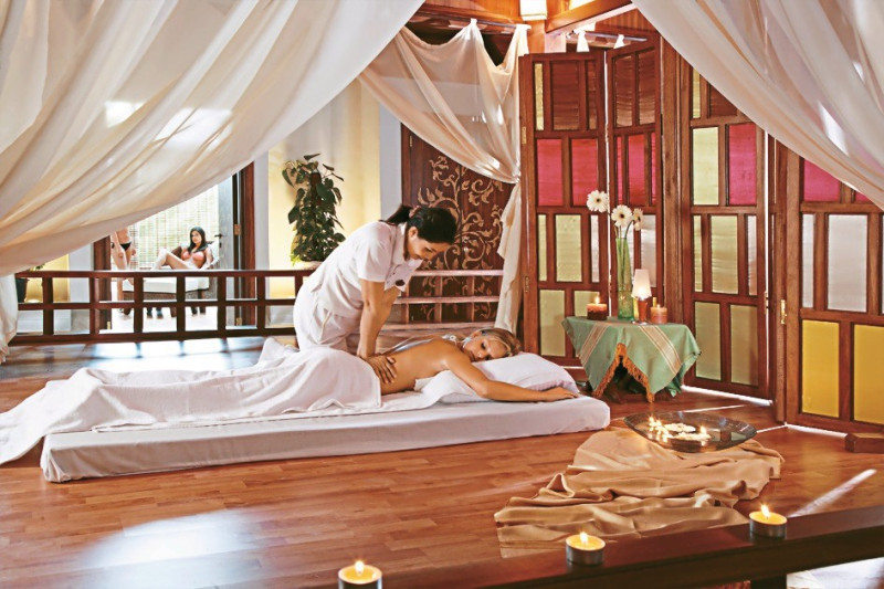 Maritim Jolie Ville Resort & Casino