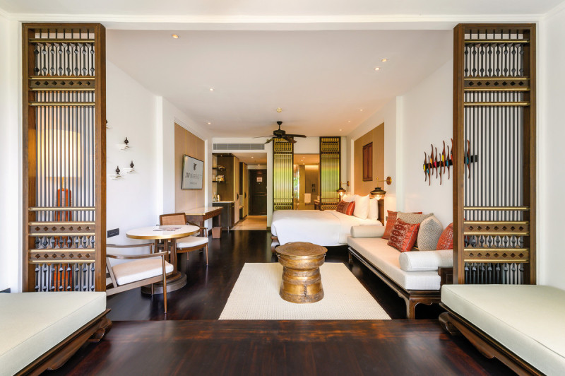 Wohnbeispiel Familienzimmer mit Poolblick