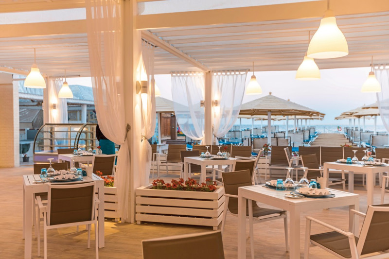 SUNRISE Holidays Resort