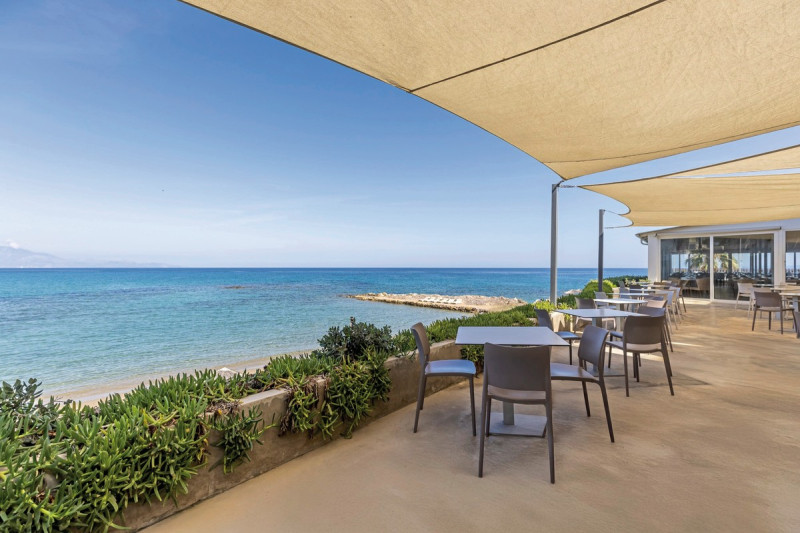 Alexandra Beach Resort & Spa