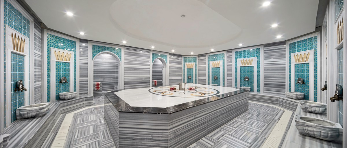 Granada Luxury Beach