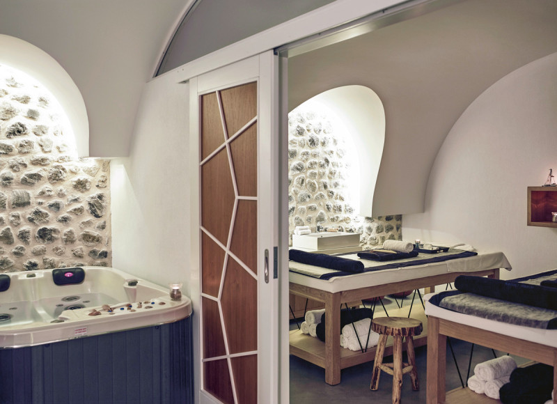 Santo Pure Oia Suites & Villas