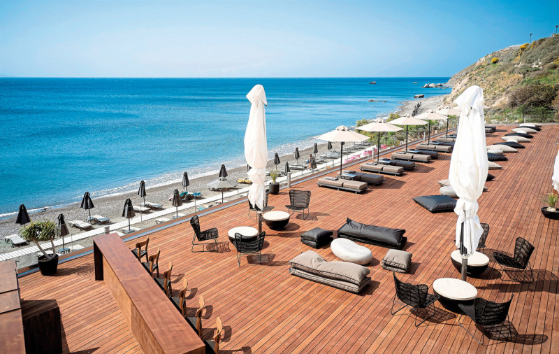 Dimitra Beach Hotel & Suites