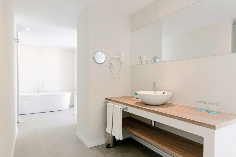 Wohnbeispiel Juniorsuite frontaler Meerblick