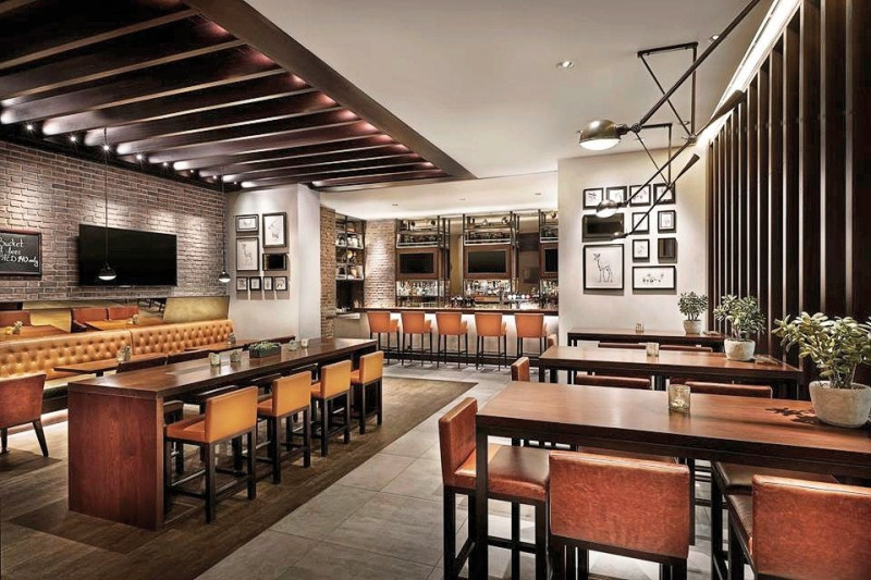 Hilton Garden Inn Dubai, Mall Avenue