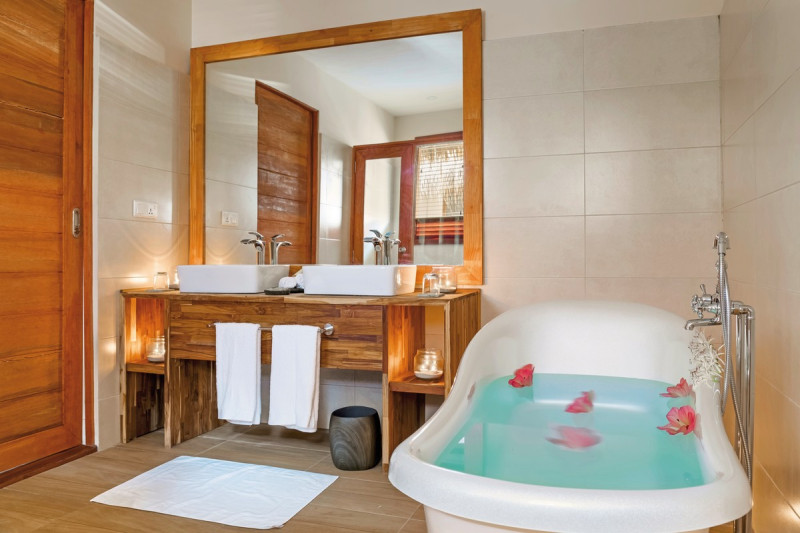 Beispiel Bad Water Villa with Pool