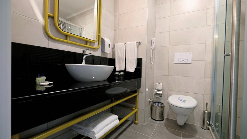 Beispiel Bad Doppelzimmer Economy