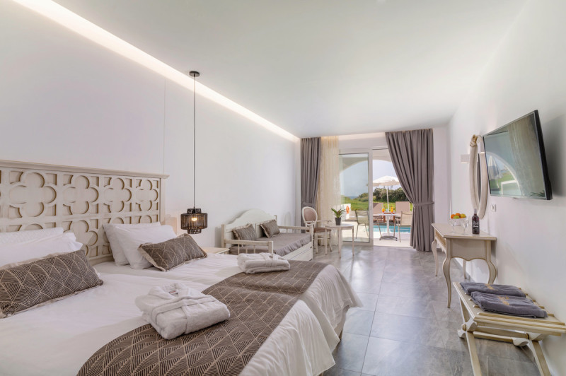 Delfina Tropic Beach