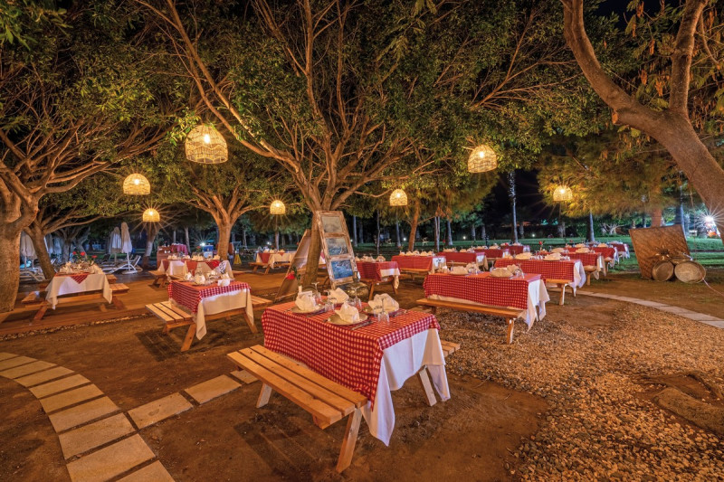 Selectum Family Resort Side