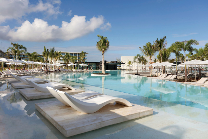 Family Selection at Grand Palladium Select Costa Mujeres