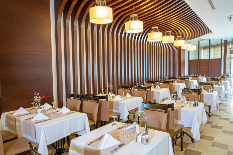 Sherwood Exclusive Lara