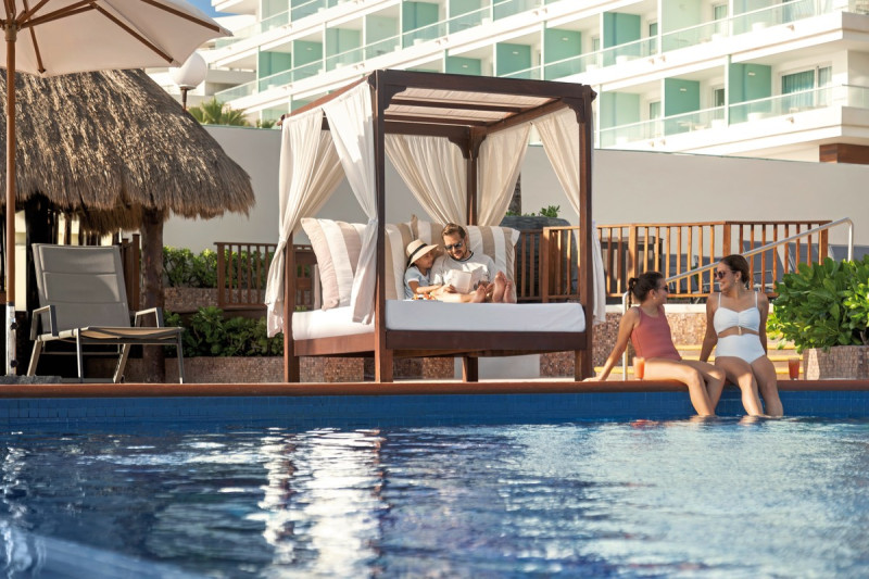 Seadust Cancun Family Resort