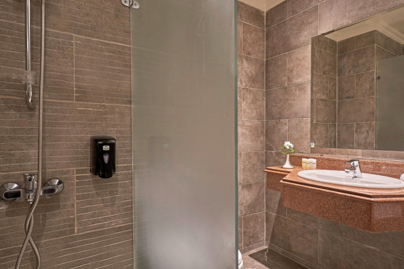 Beispiel Bad Familienzimmer Komfort