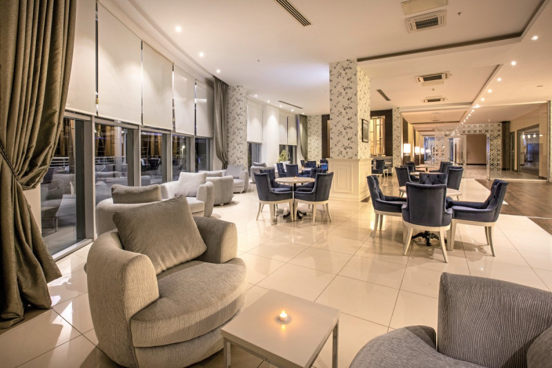 Aria Claros Beach & Spa Resort