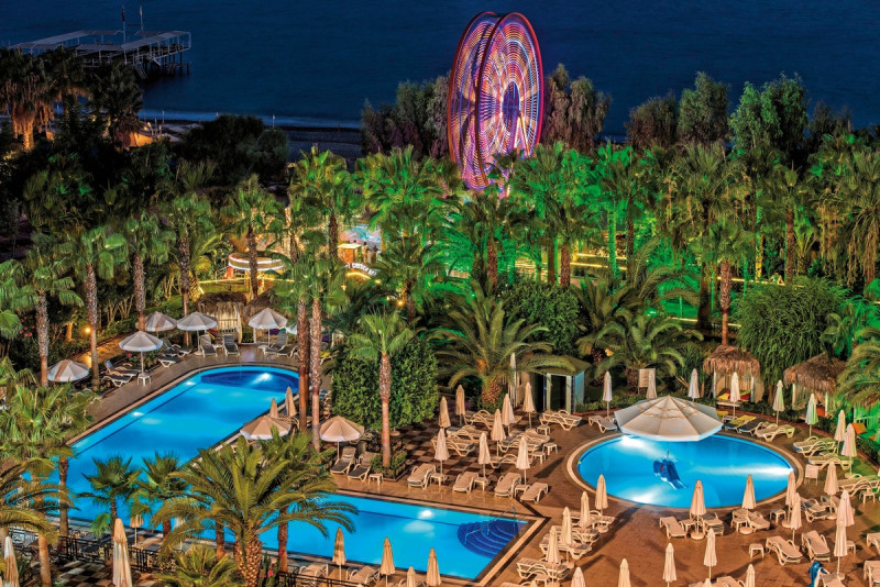 Delphin Deluxe Resort