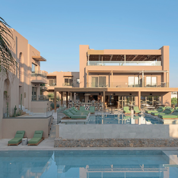 Paralos Venus Suites