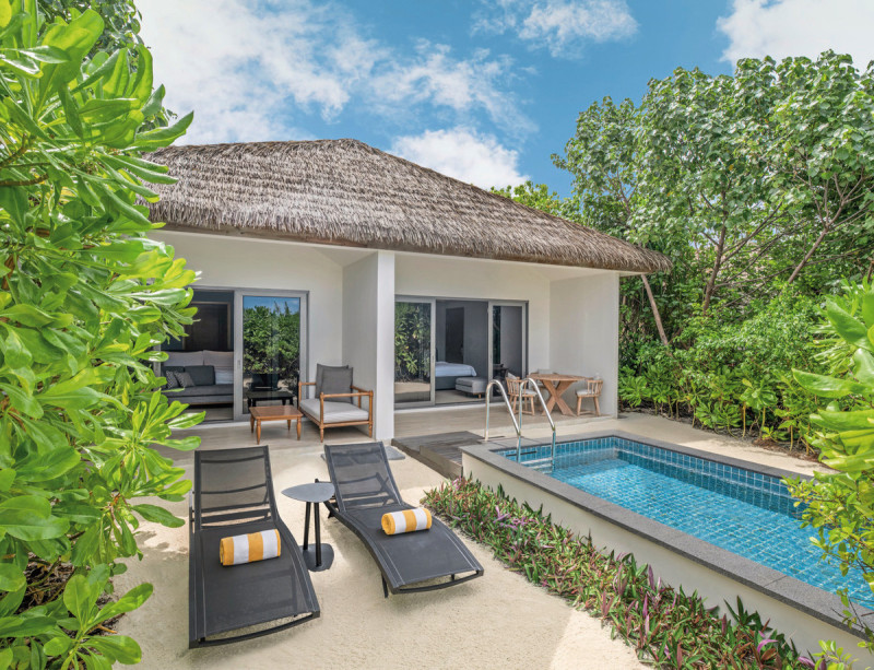 Wohnbeispiel 2 Bedroom Beach Villa with Pool