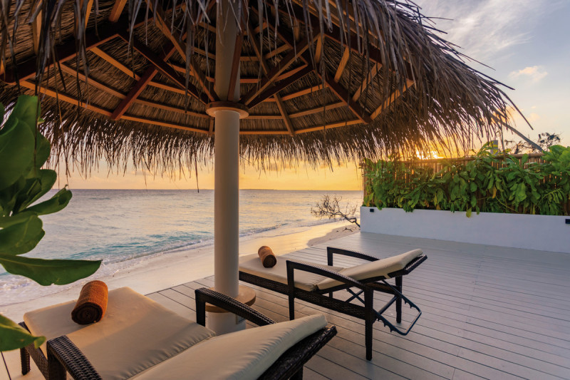 Beispiel Terrasse Sunset Beach Pool Suite