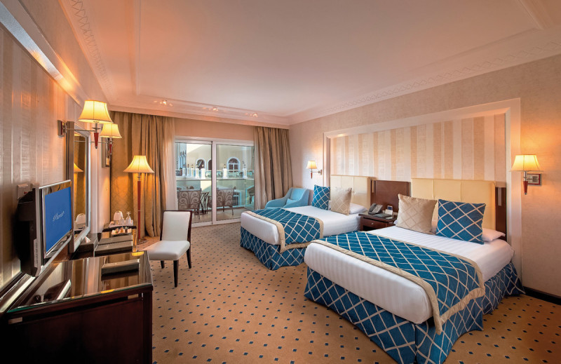 Wohnbeispiel Doppelzimmer Standard Poolblick