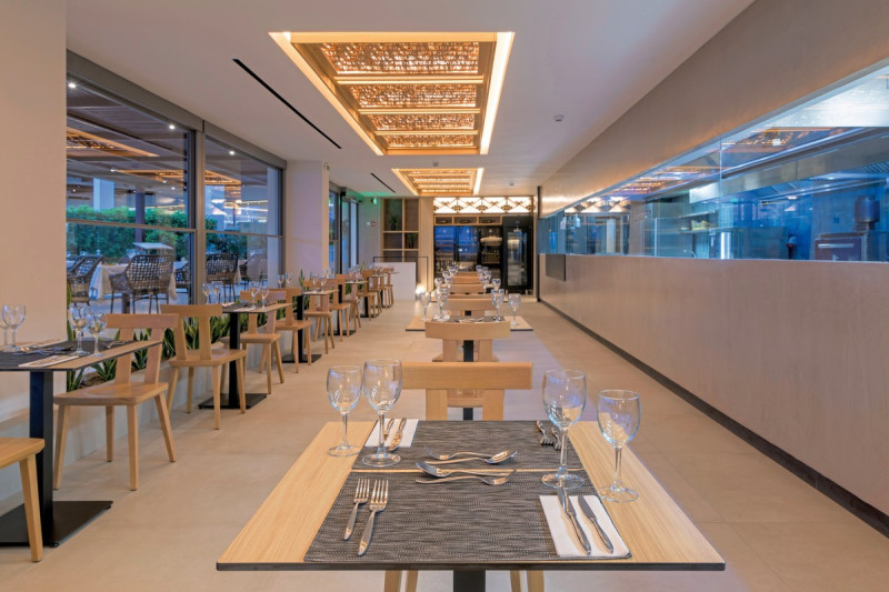 The Ixian Grand & All Suites