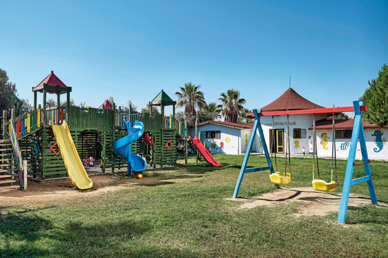 Seaden Sea World Resort & Spa