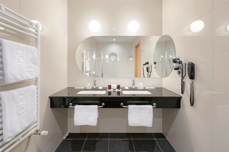 Beispiel Bad Suite Deluxe seitl. Meerblick