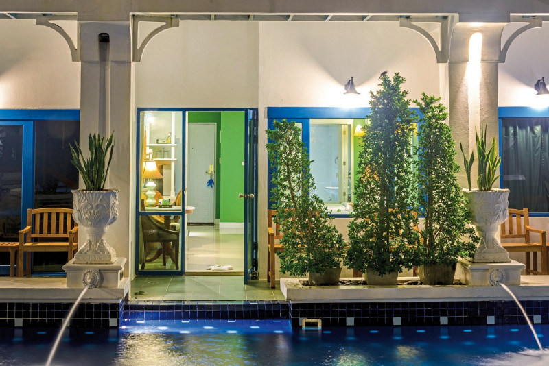 Wohnbeispiel Superior Pool Access