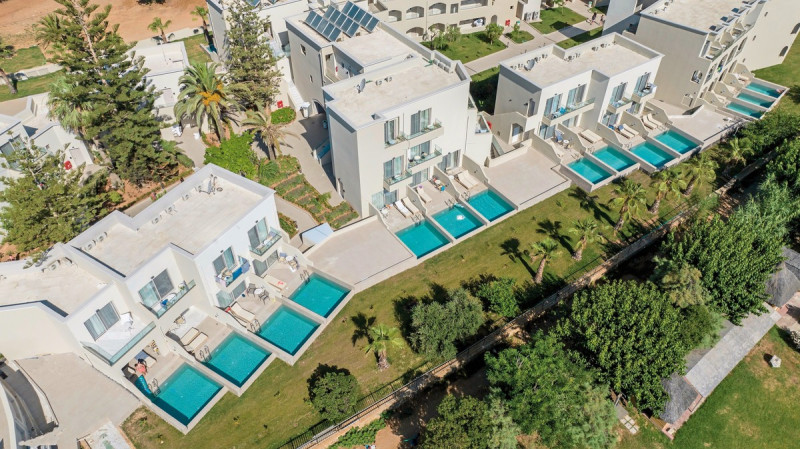 Vantaris Luxury Beach Resort