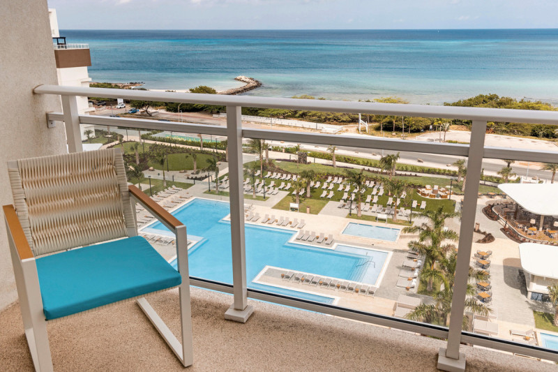 Wohnbeispiel Pool View King/Two Queen Beds