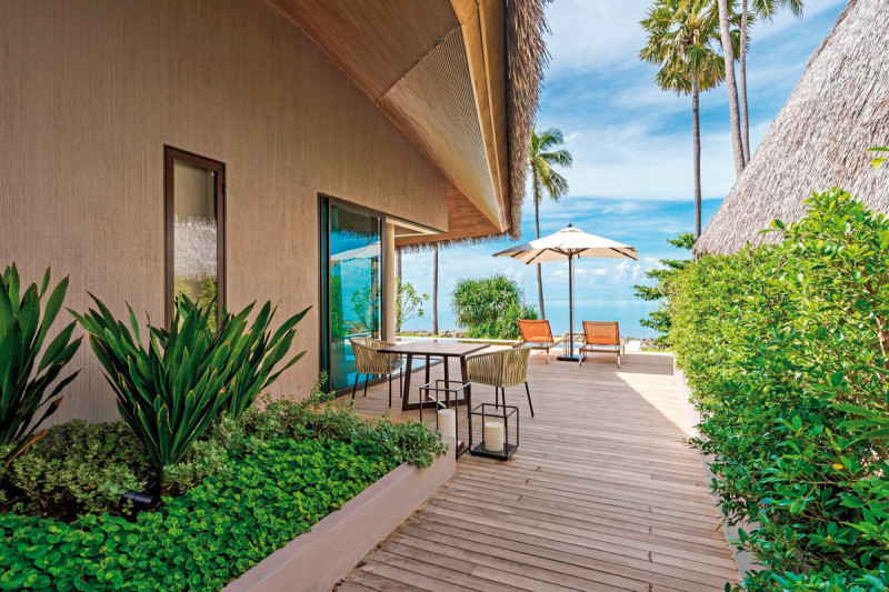 Wohnbeispiel Ocean Front Pool Villa with Club Access