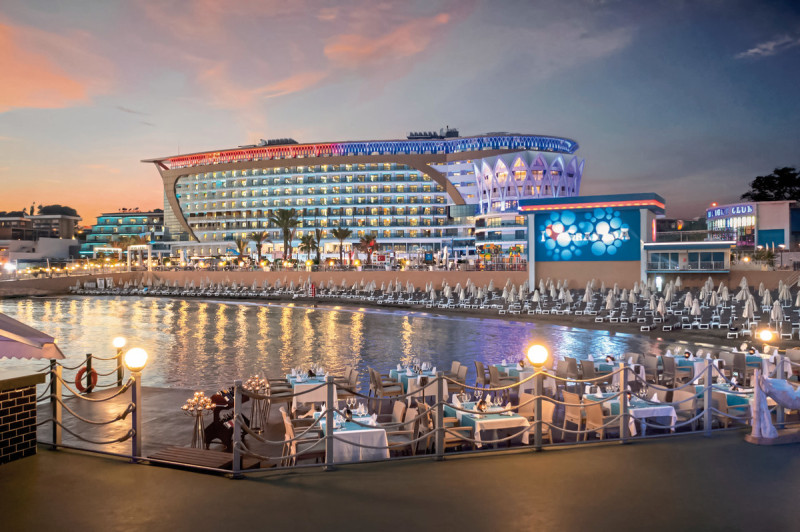 Granada Luxury Okurcalar Hotel