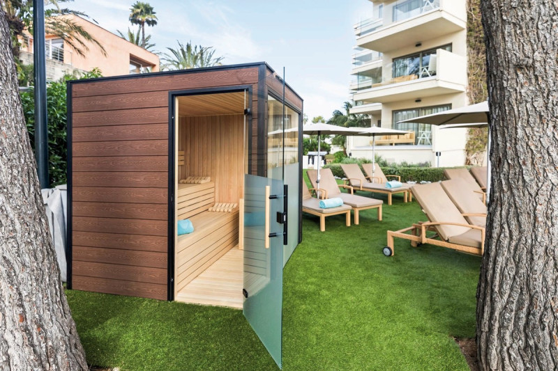 VIVA Golf Adults Only 18+