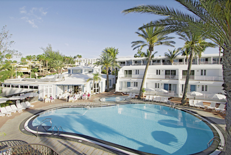 Plus Fariones Apartamentos