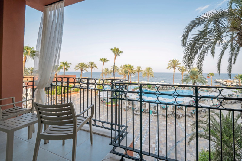 Wohnbeispiel Suite Deluxe Hauptgeb&auml;ude Meerblick