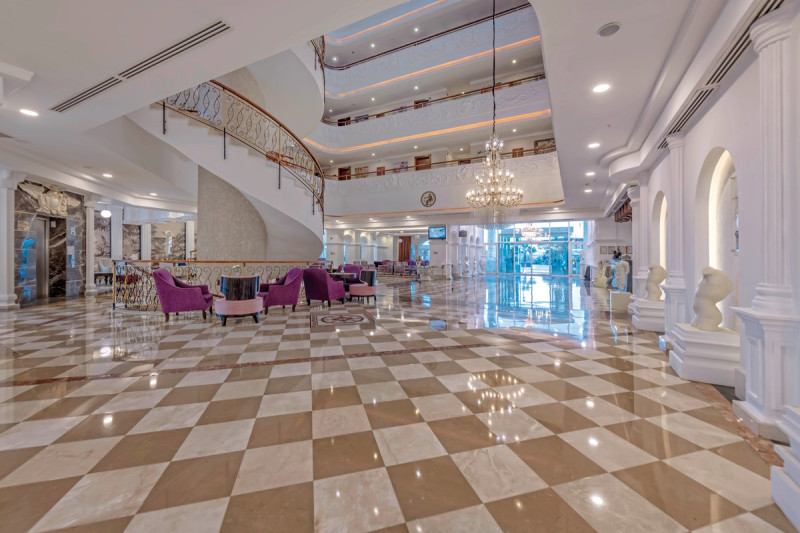 Roma Beach Resort & Spa