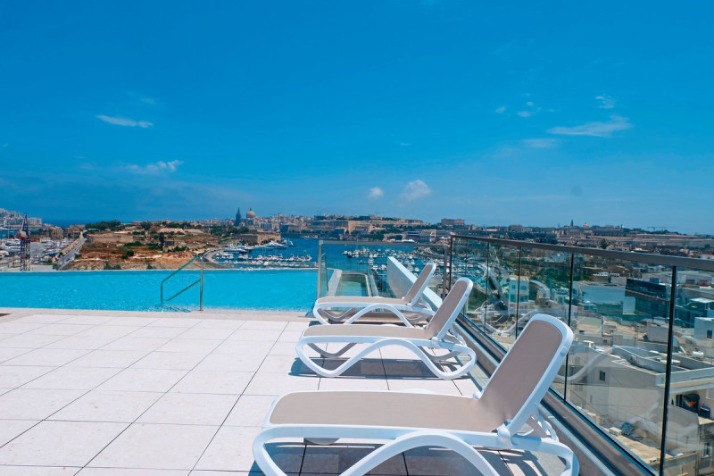 Grands Suites Hotel Residences & Spa 