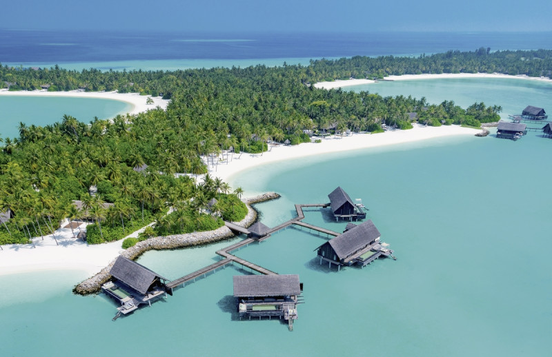Water Villa mit Pool