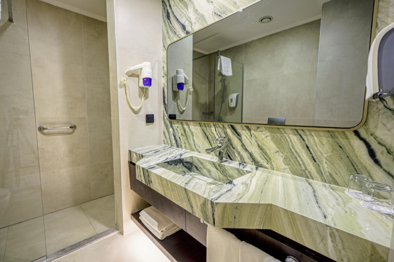 Beispiel Bad Doppelzimmer Economy