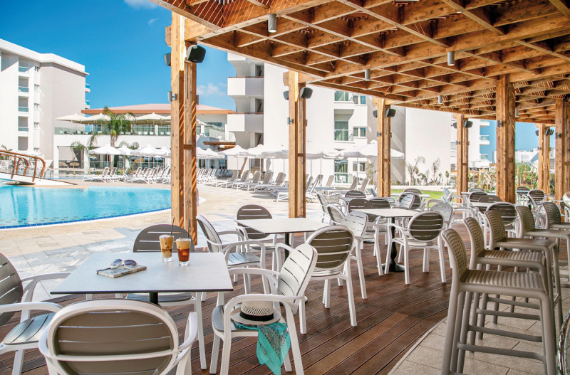 Vangelis Hotel & Suites