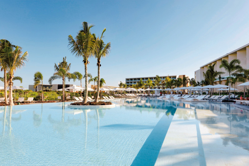 Family Selection at Grand Palladium Select Costa Mujeres