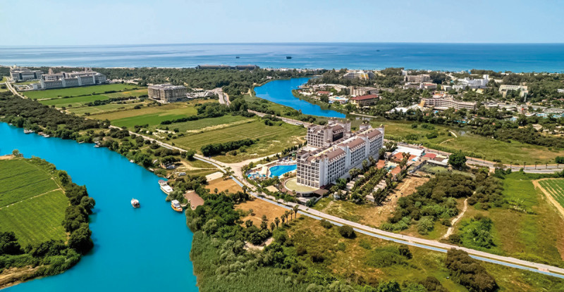 LRS Lake & River Side Hotel & Spa