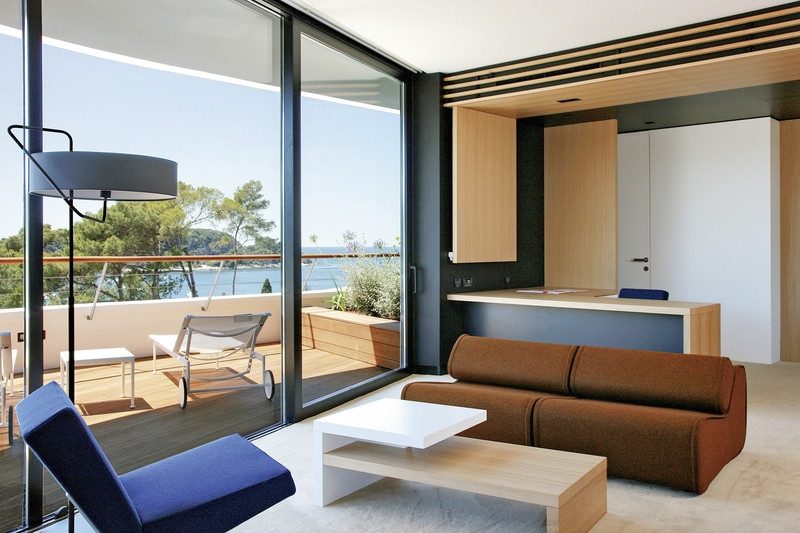 Bay Suite