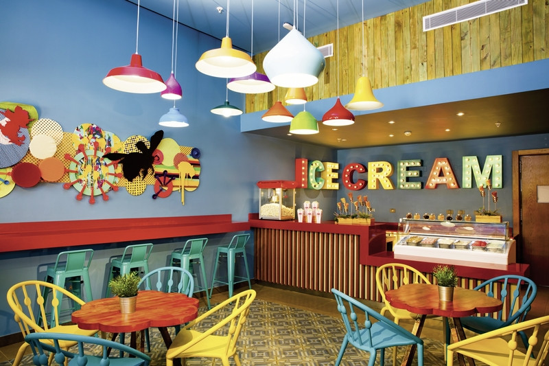 "Sundaez"- Frozen treats