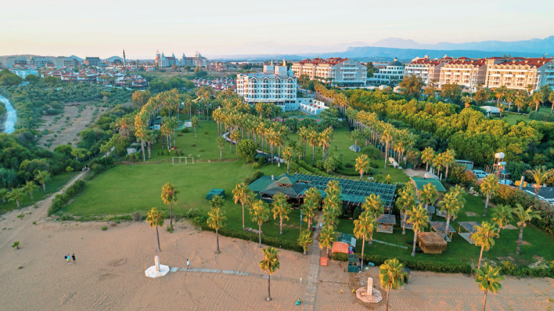 Royal Atlantis Beach