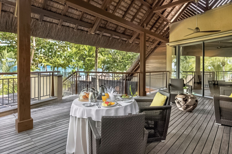 Wohnbeispiel Beachfront Senior Pool Suite