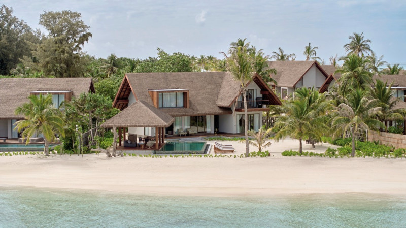 Two Bedroom Beach Retreat with Pool