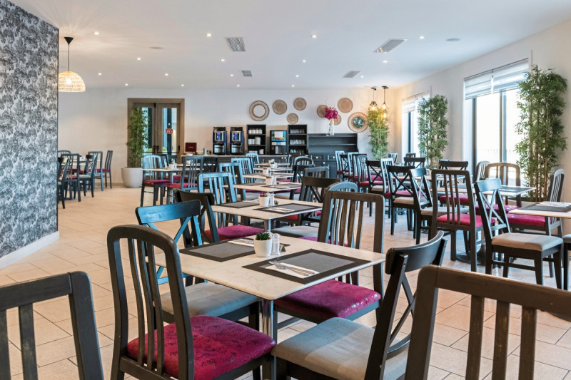 Plaza Regency Hotel